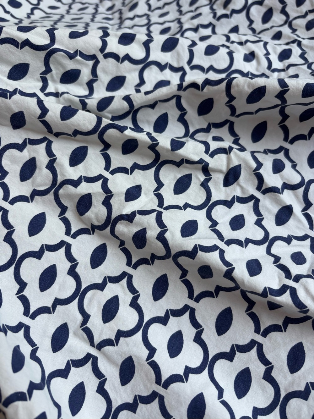 Pottery Barn Kids - Organic Cotton Navy & White Fitted Crib Sheet